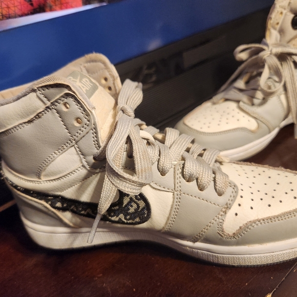 Sneakers Shoes - Picture 9 of 15